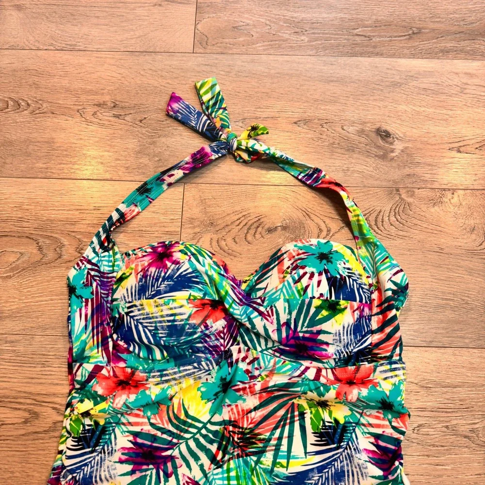 Catalina Swim Size 16-18 XLarge Tropical Floral Print Halter One Piece Swimsuit‎